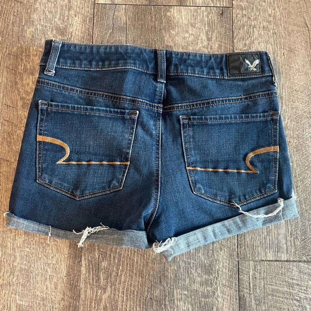 American Eagle Dark Blue Denim Shorts Size 6 - Picture 3 of 4